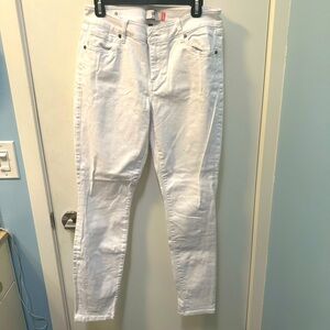 Cabi White Jeans “The Skinny”